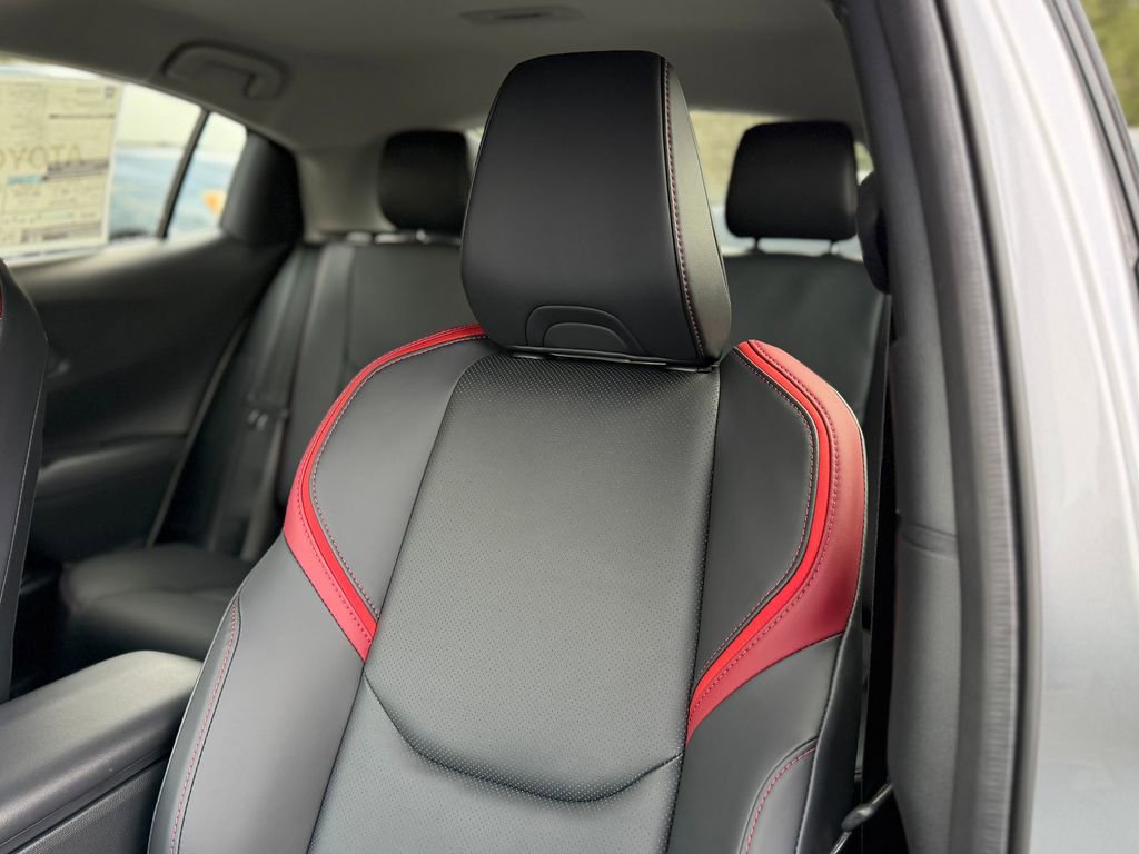 New 2026 Toyota Prius Plug-In Hybrid image 9