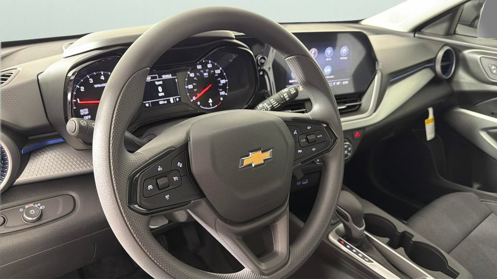 Certified 2026 Chevrolet Trax LS FWD image 24