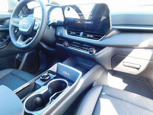 New 2026 Chevrolet Equinox LT w/ Convenience Package II image 18