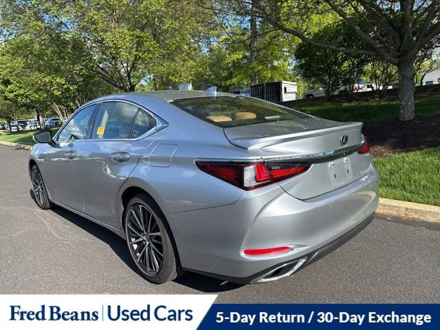 Used 2024 Lexus ES 350 w/ Premium Package FWD image 4
