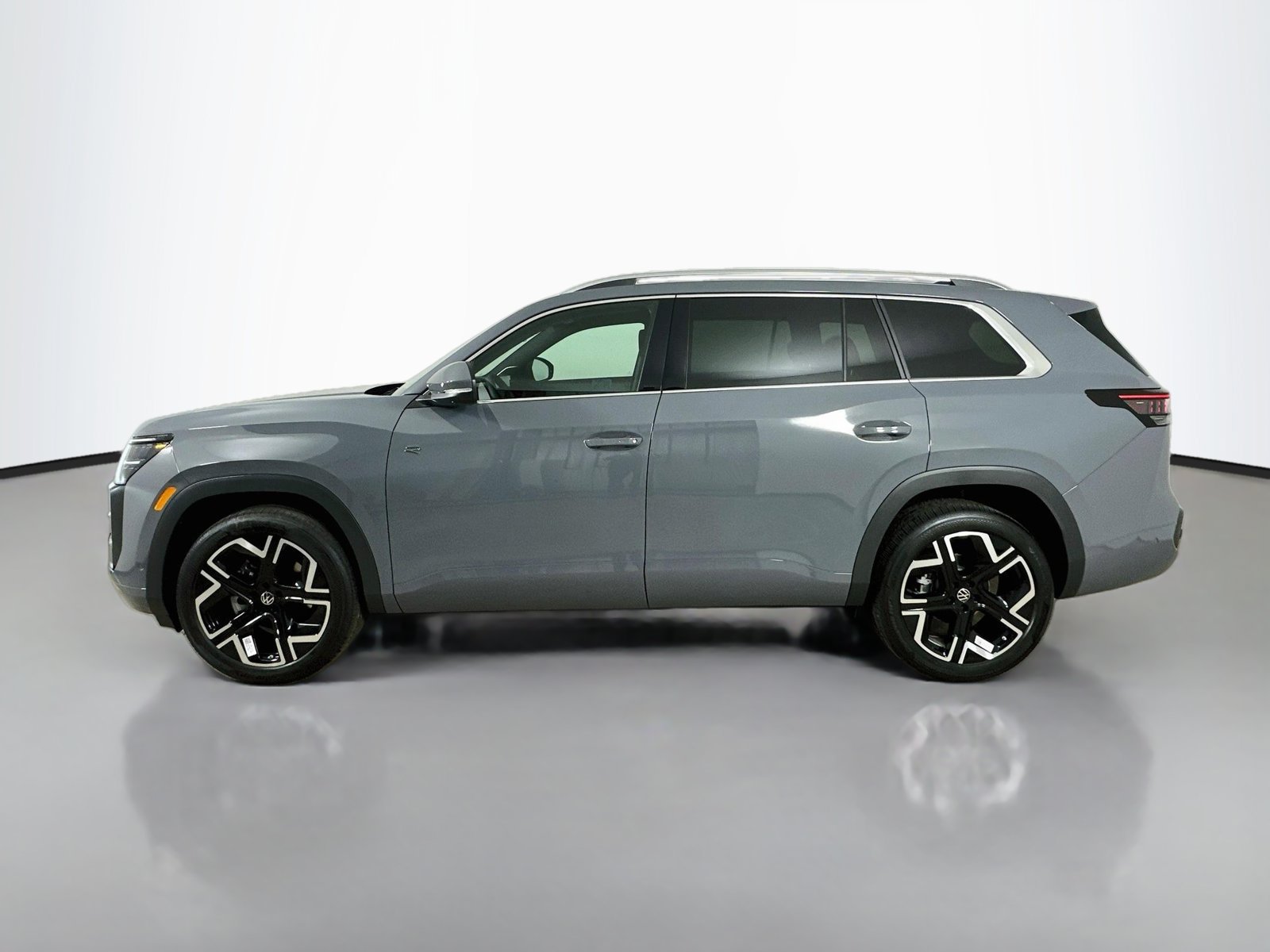 New 2027 Volkswagen Atlas SEL Premium R-Line AWD/4WD image 8