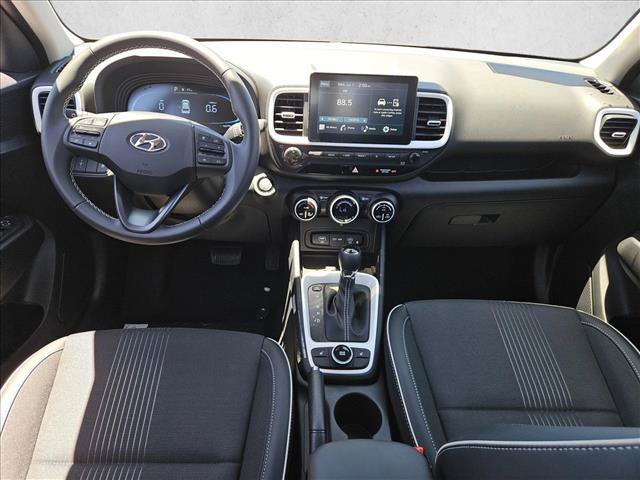 New 2026 Hyundai Venue SEL FWD image 15