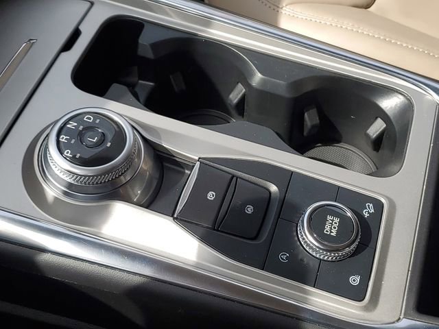 Certified 2023 Ford Explorer XLT w/ Equipment Group 202A AWD/4WD image 18