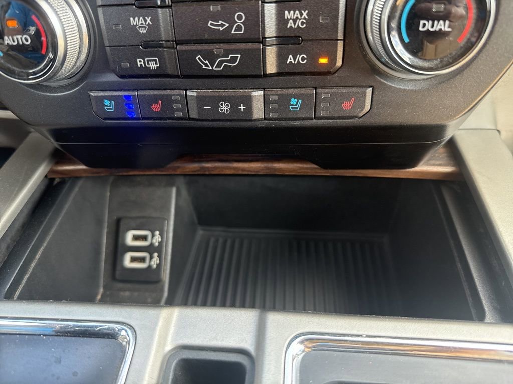 Used 2018 Ford F150 Lariat w/ Equipment Group 502A Luxury image 38