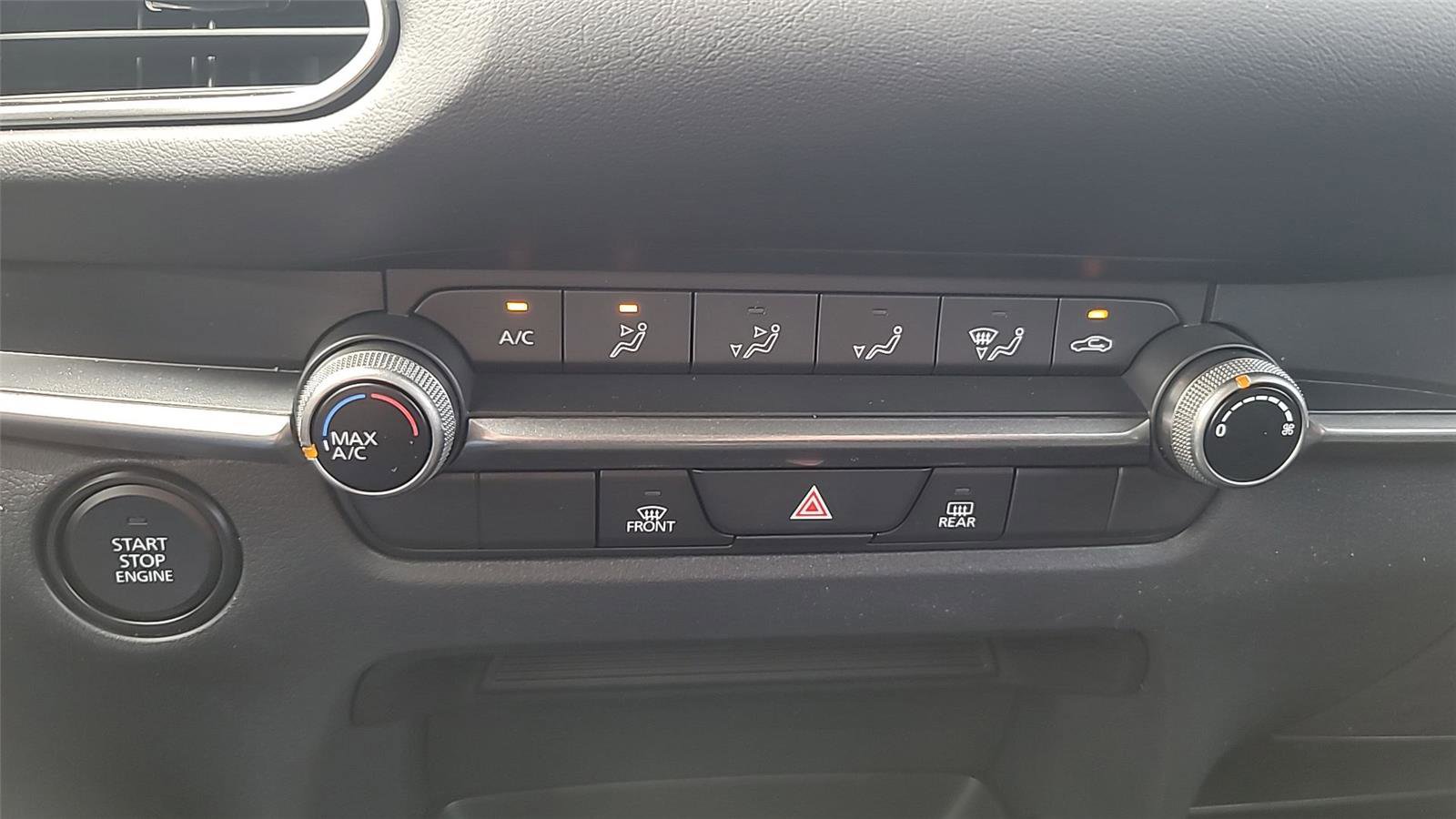 New 2025 MAZDA CX-30 AWD 2.5 S image 17