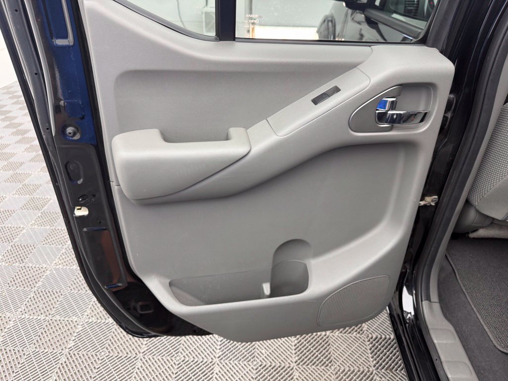 Used 2019 Nissan Frontier SV AWD/4WD image 30