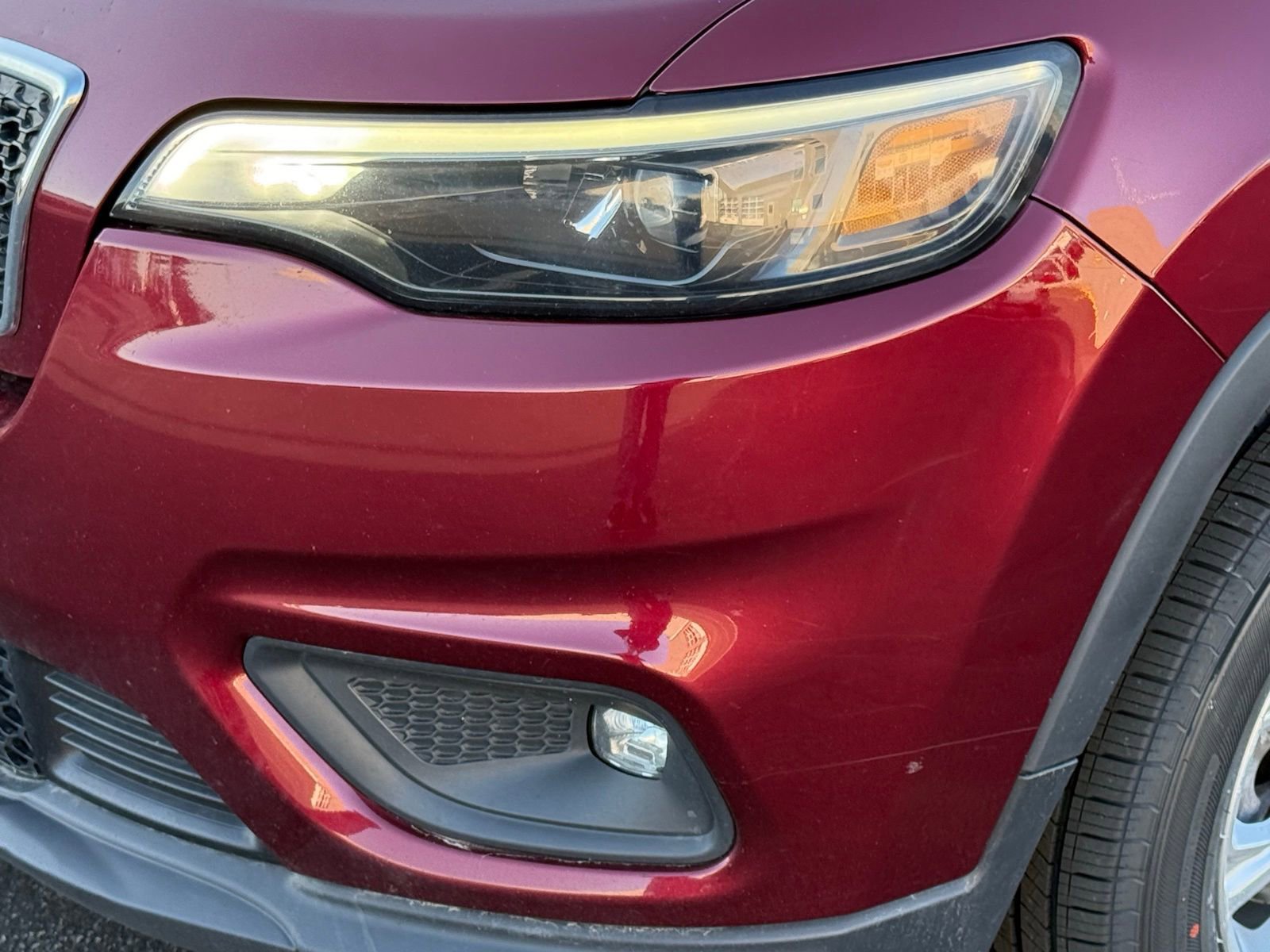 Used 2019 Jeep Cherokee Latitude w/ Popular Appearance Group image 9