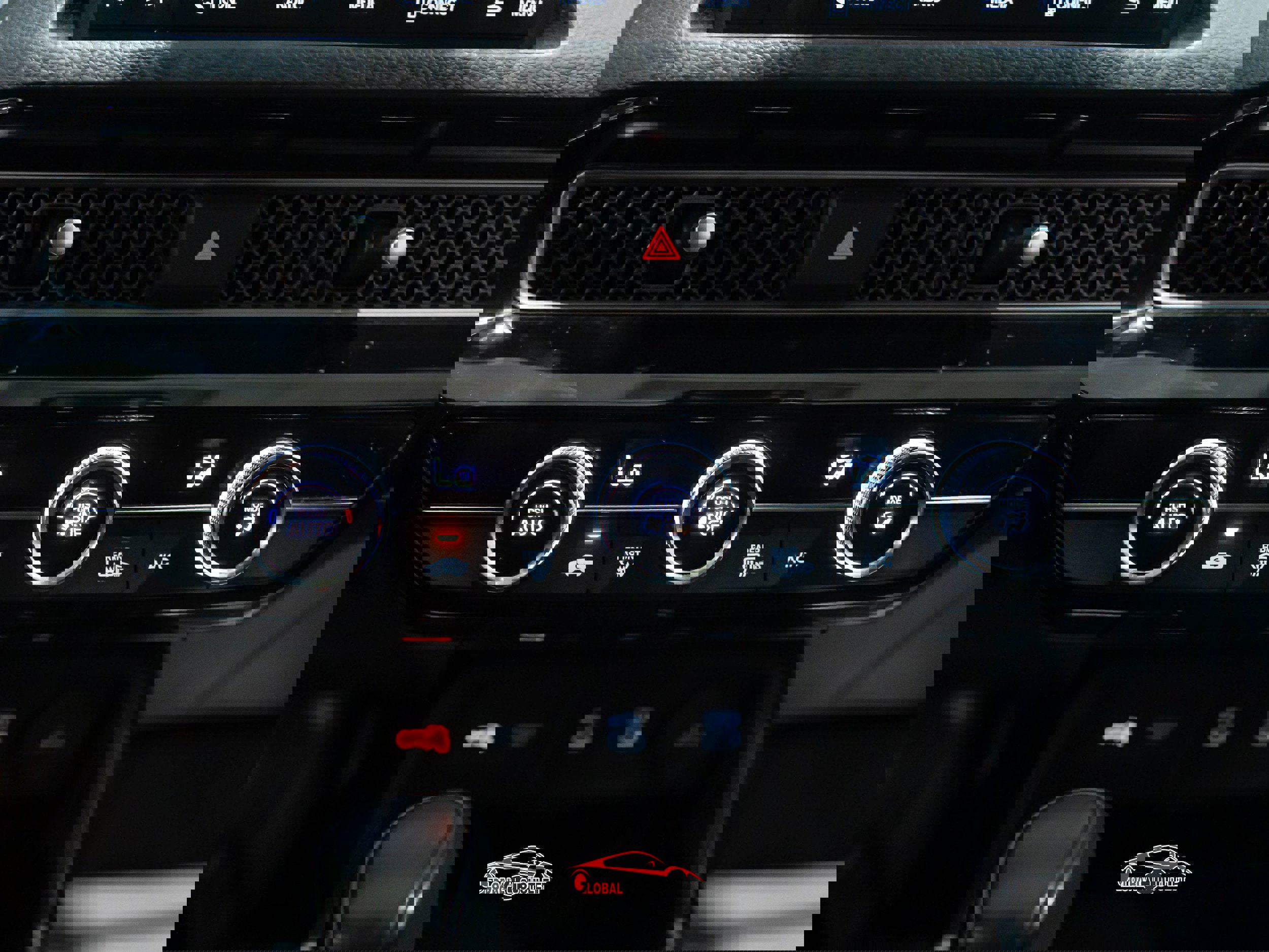 Used 2025 Honda Civic Sport image 31