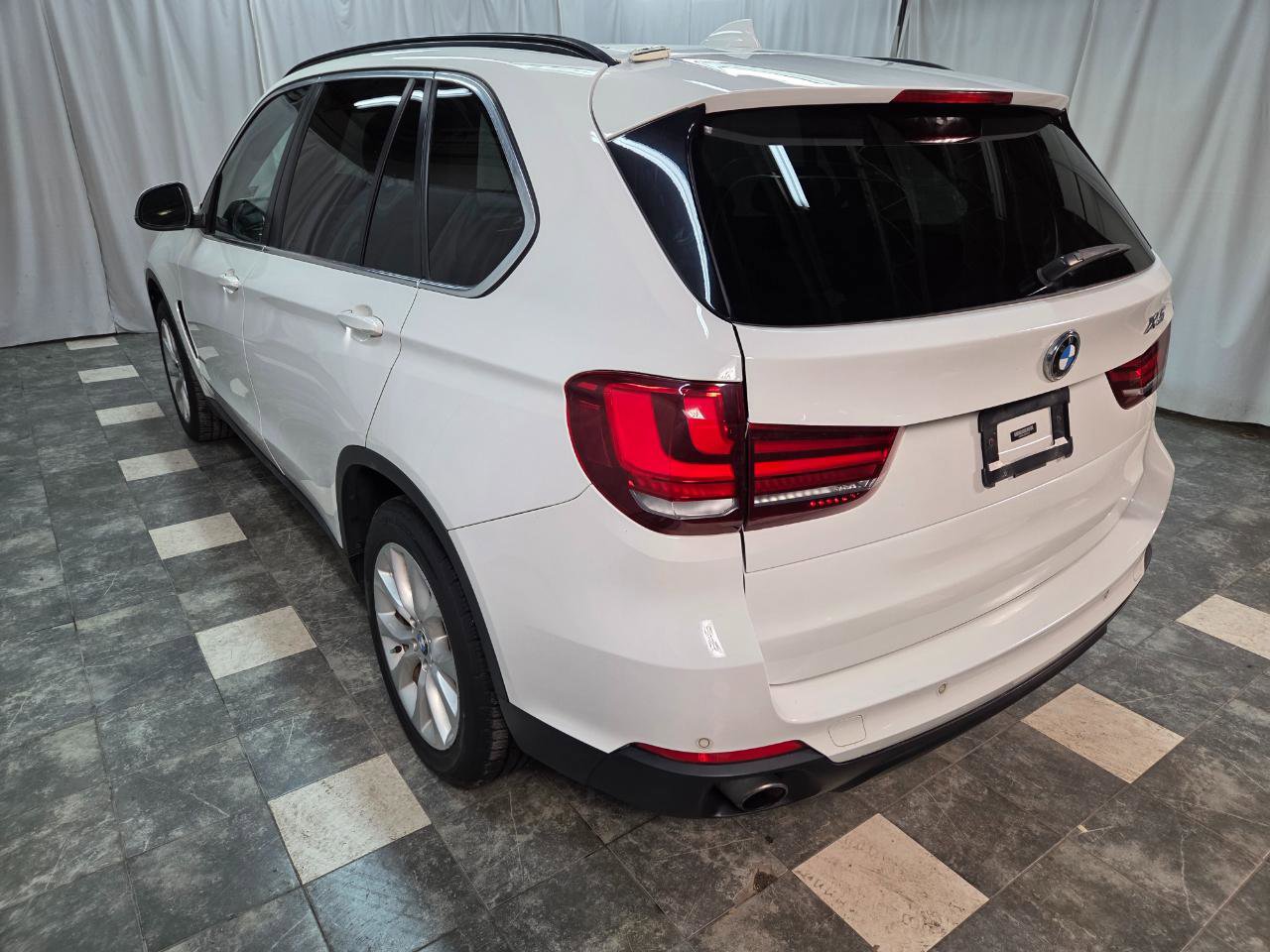 Used 2016 BMW X5 xDrive35i AWD/4WD image 6
