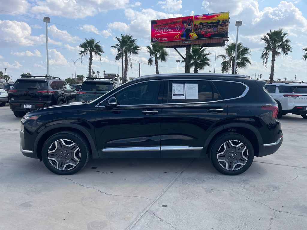 Used 2021 Hyundai Santa Fe Limited AWD/4WD image 2
