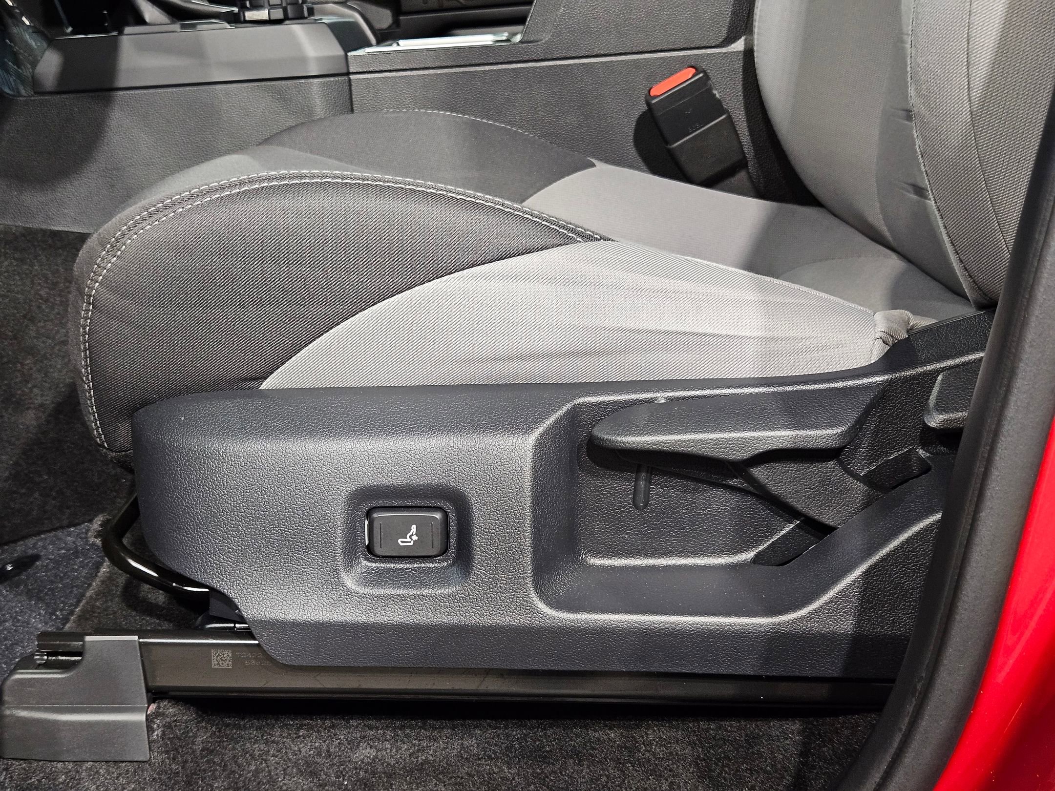 Certified 2024 Toyota Tacoma TRD Off-Road image 23