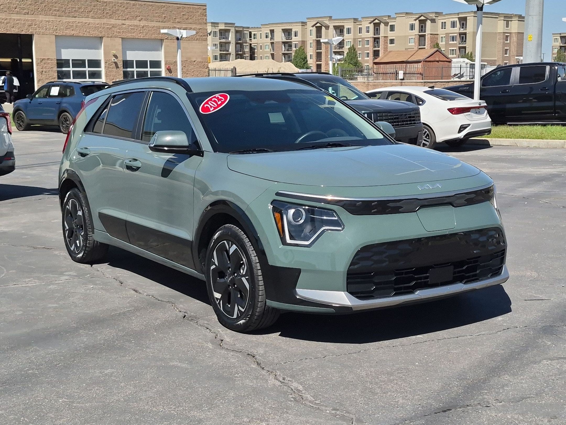 Used 2023 Kia Niro Wind w/ Wind Preserve Package FWD image 7