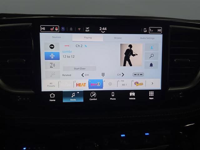 New 2026 Chrysler Pacifica Select w/ S Appearance Package image 17