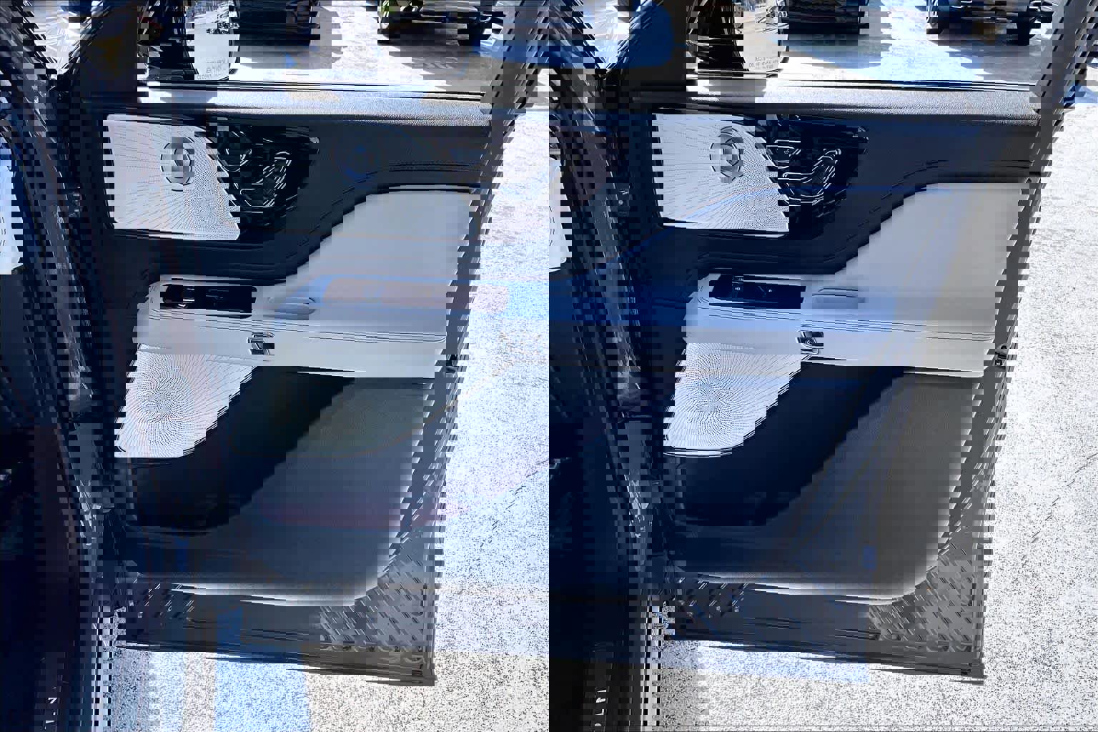 Used 2025 Lincoln Aviator Reserve w/ Equipment Group 201A image 22