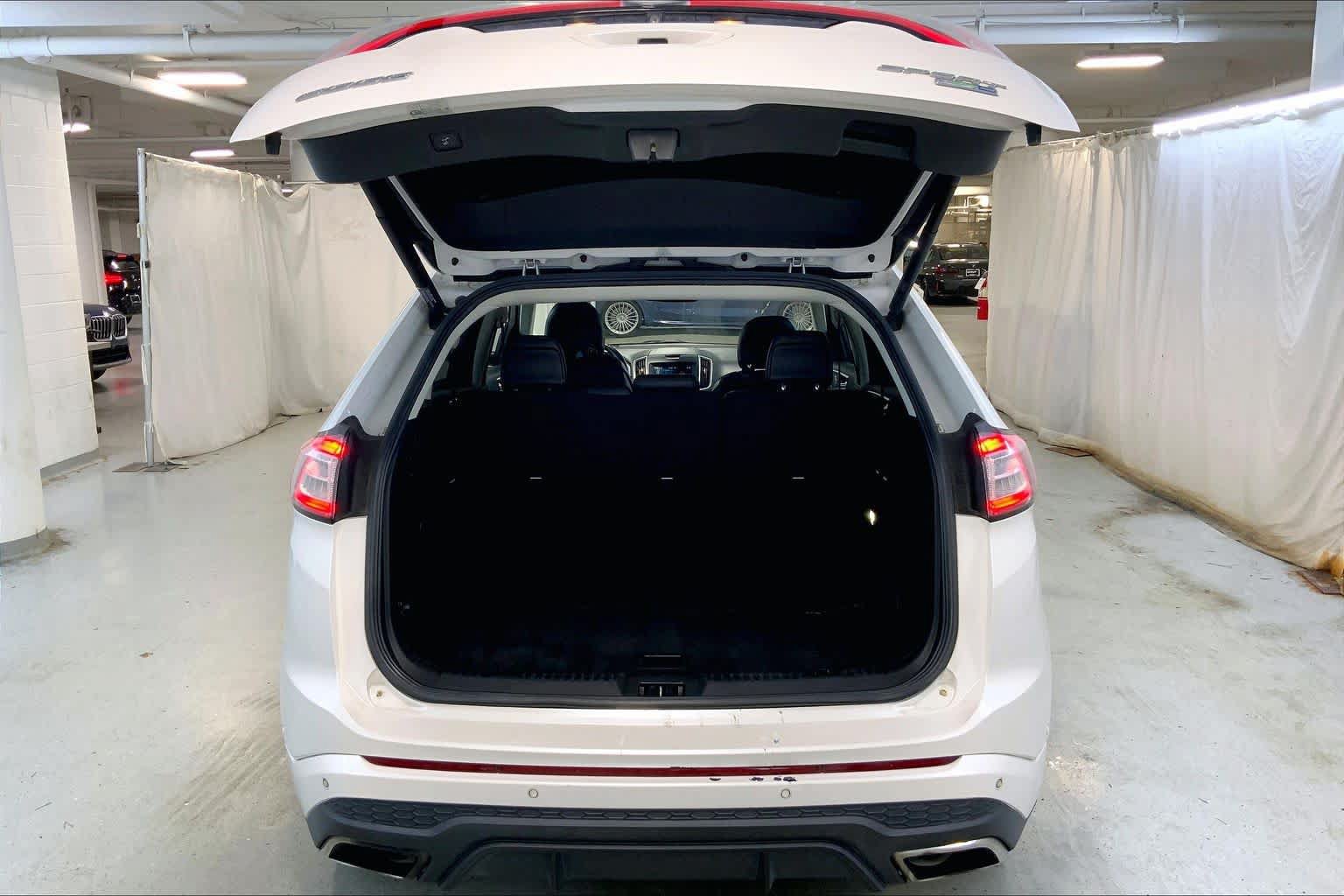 Used 2016 Ford Edge Sport w/ Equipment Group 401A AWD/4WD image 33