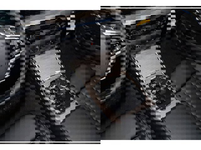 New 2026 BMW 330i xDrive Sedan w/ Convenience Package image 61