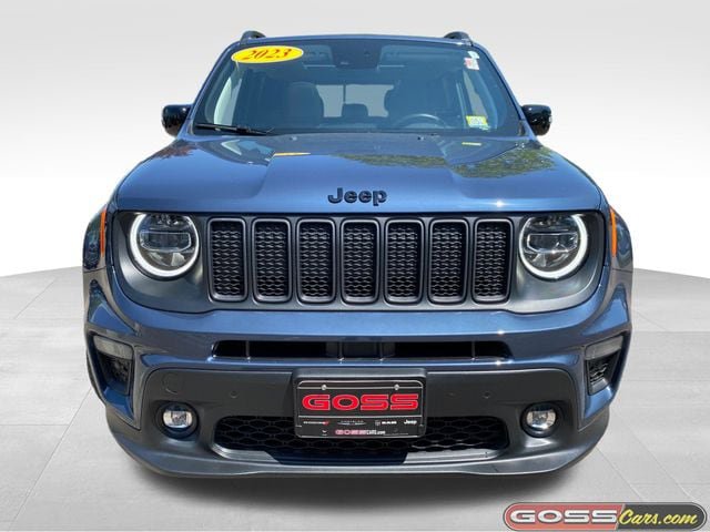 Certified 2023 Jeep Renegade Latitude w/ Sun/Sound Group AWD/4WD image 2