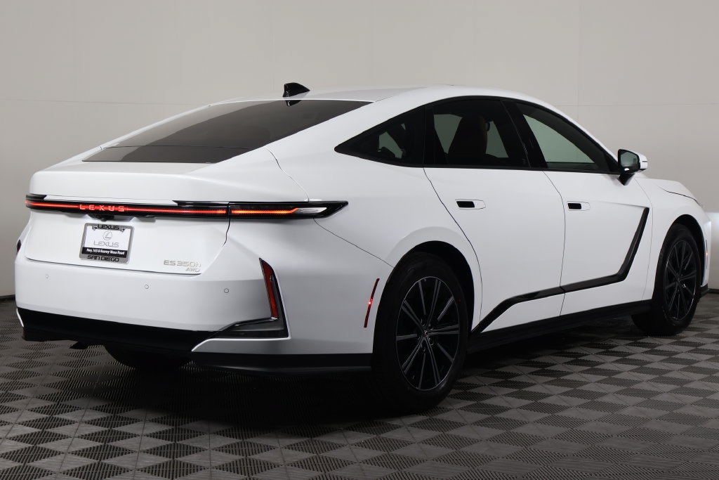 New 2026 Lexus ES 350h AWD w/ Convenience Package image 2