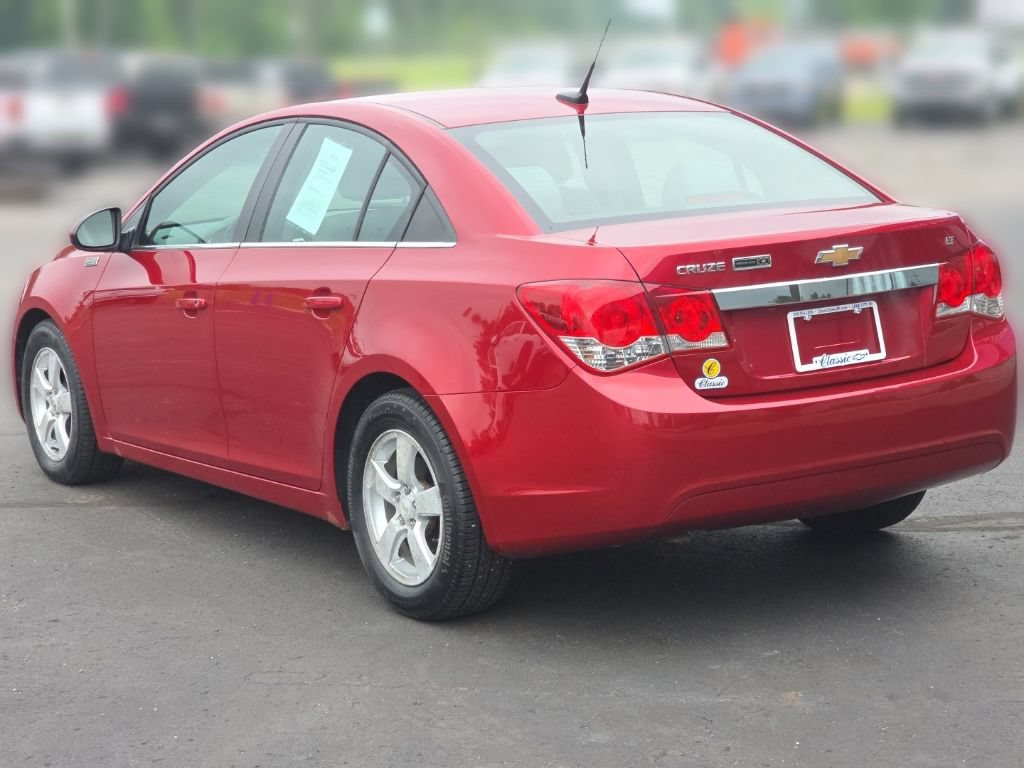 Used 2012 Chevrolet Cruze LT FWD image 4