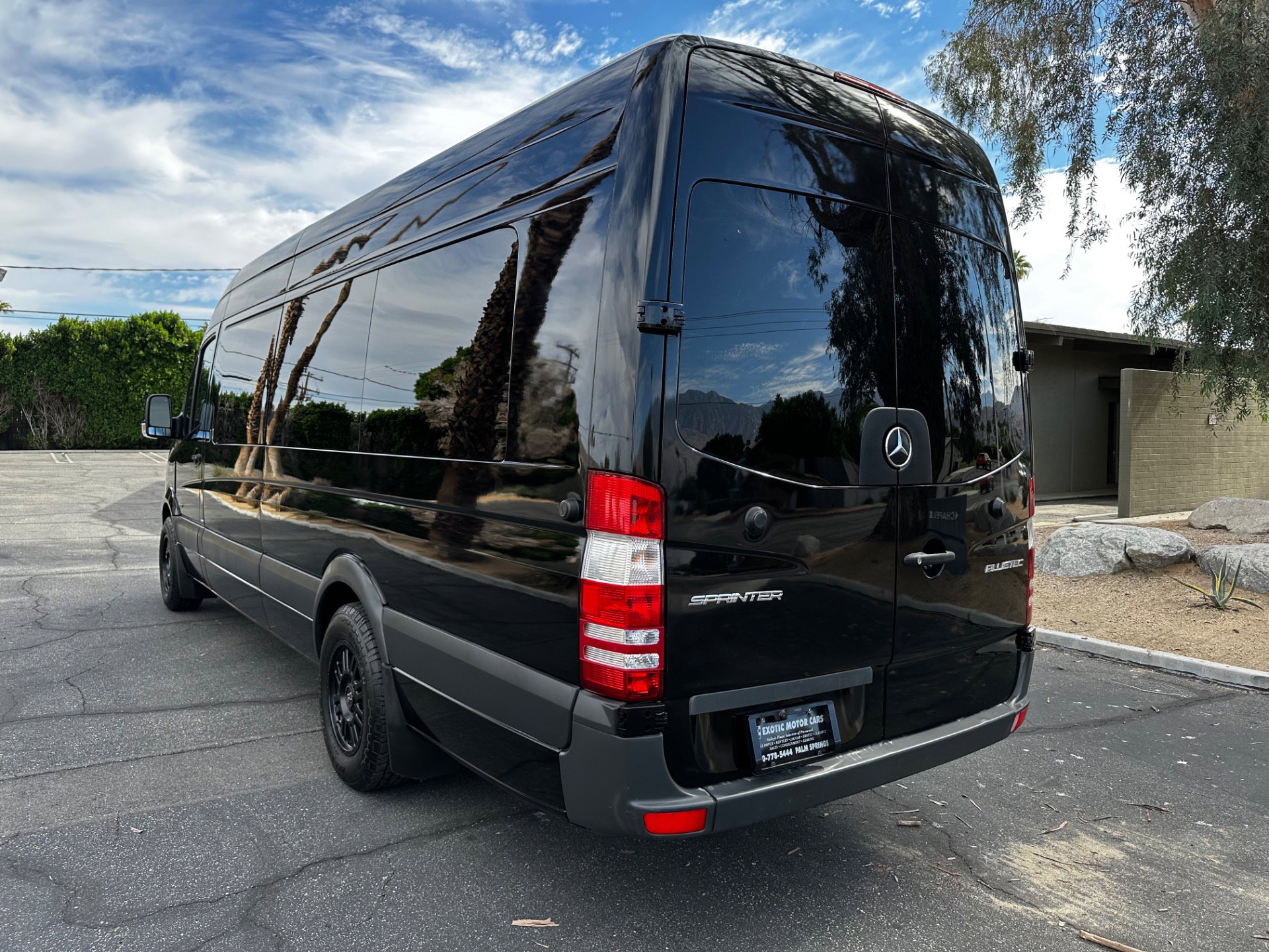 Used 2016 Mercedes-Benz Sprinter 2500 image 10