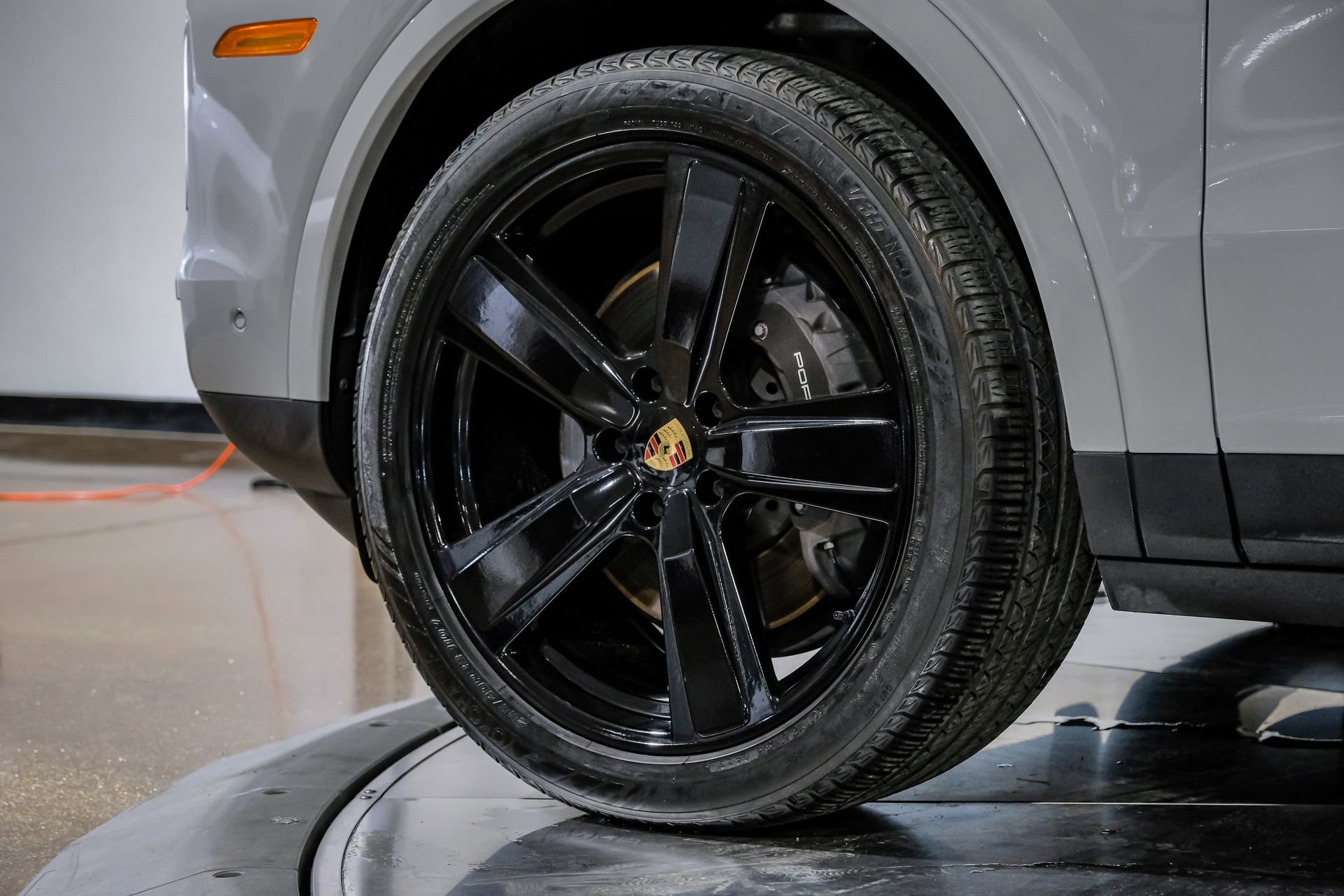 Used 2024 Porsche Cayenne Coupe image 59