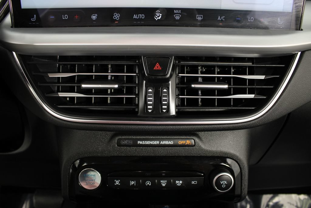 Used 2023 Ford Escape Platinum w/ Premium Technology Package AWD/4WD image 6