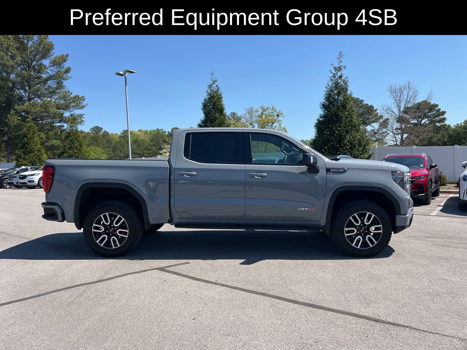 Used 2024 GMC Sierra 1500 AT4 w/ AT4 Preferred Package image 4