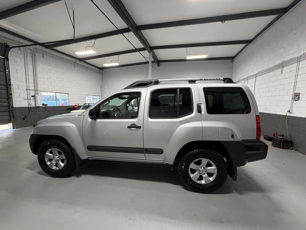 Used 2013 Nissan Xterra S AWD/4WD image 9