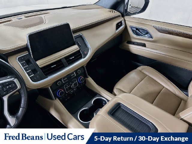 Used 2021 Chevrolet Tahoe Premier w/ Premium Package AWD/4WD image 32