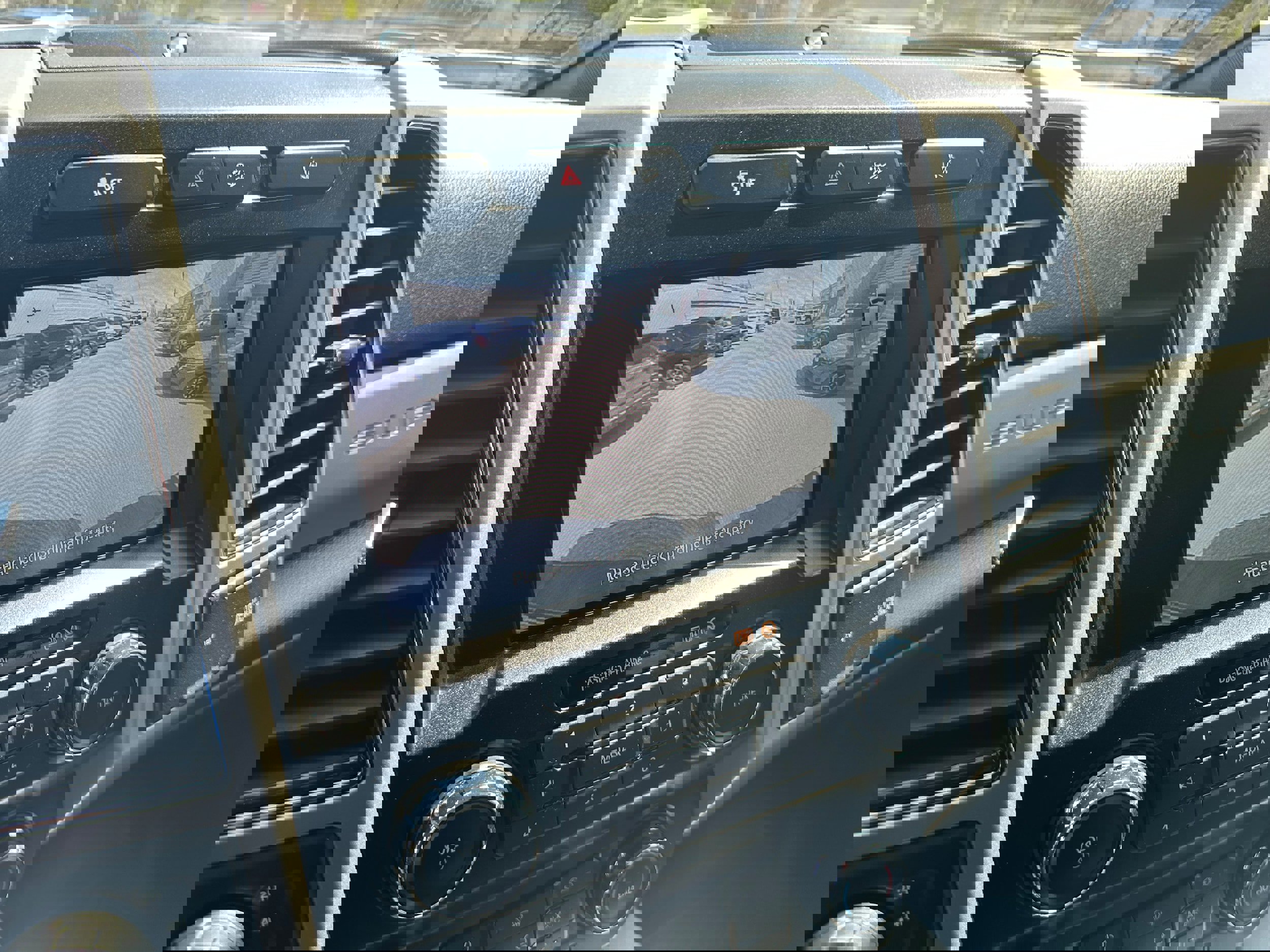 Used 2020 Ford F350 Lariat AWD/4WD image 7