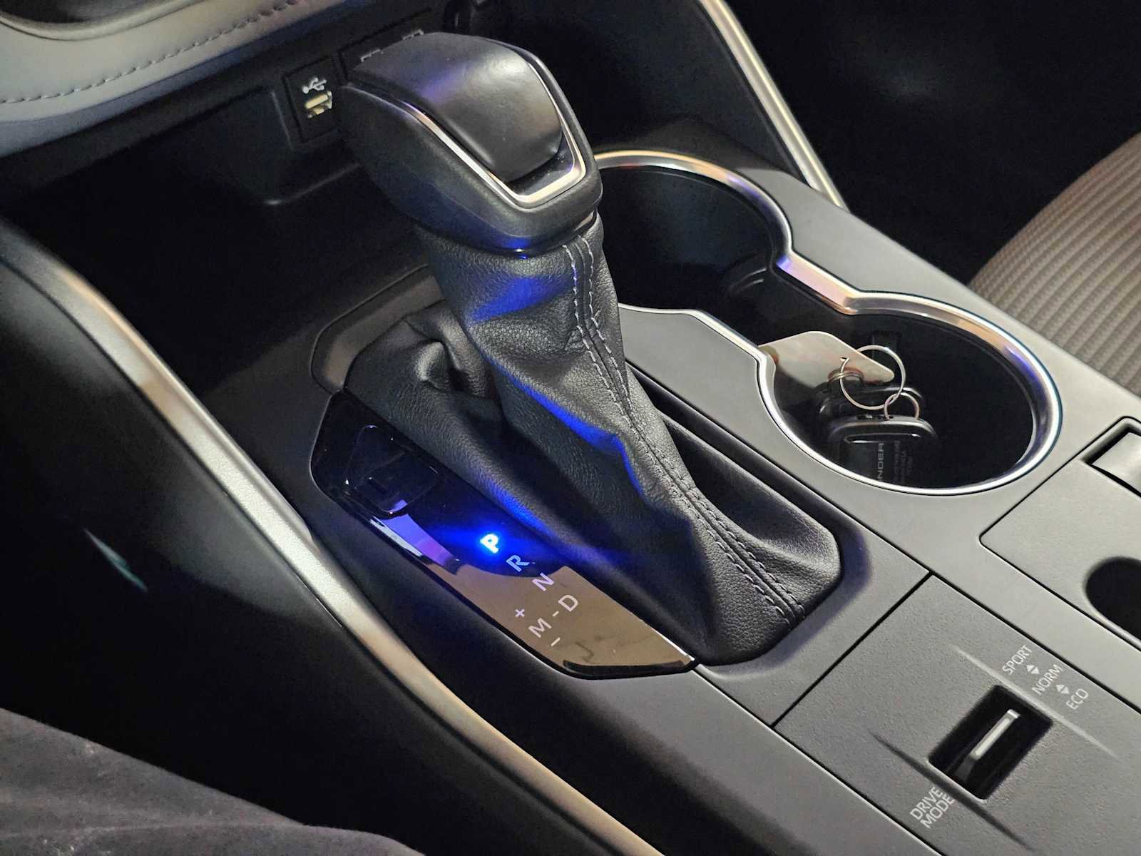 Used 2023 Toyota Highlander LE image 35