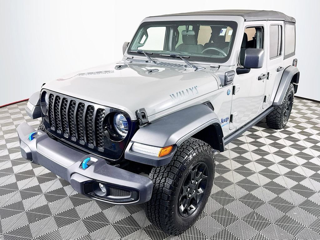 Used 2023 Jeep Wrangler Unlimited AWD/4WD image 3