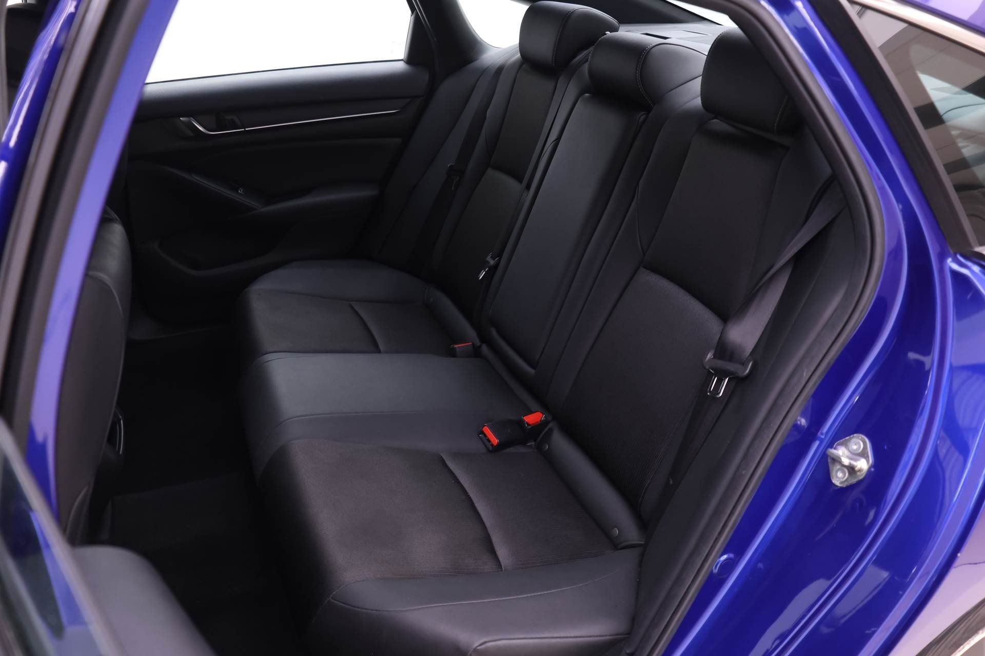 Used 2019 Honda Accord Sport image 10