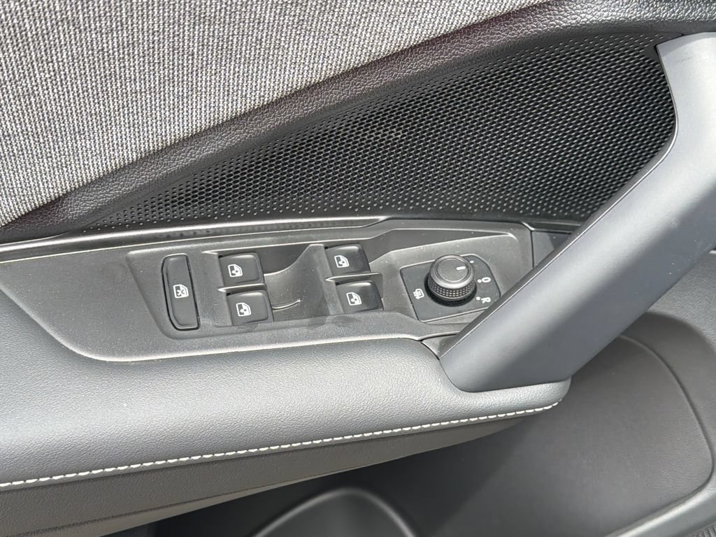 New 2026 Volkswagen Tiguan S AWD/4WD image 19