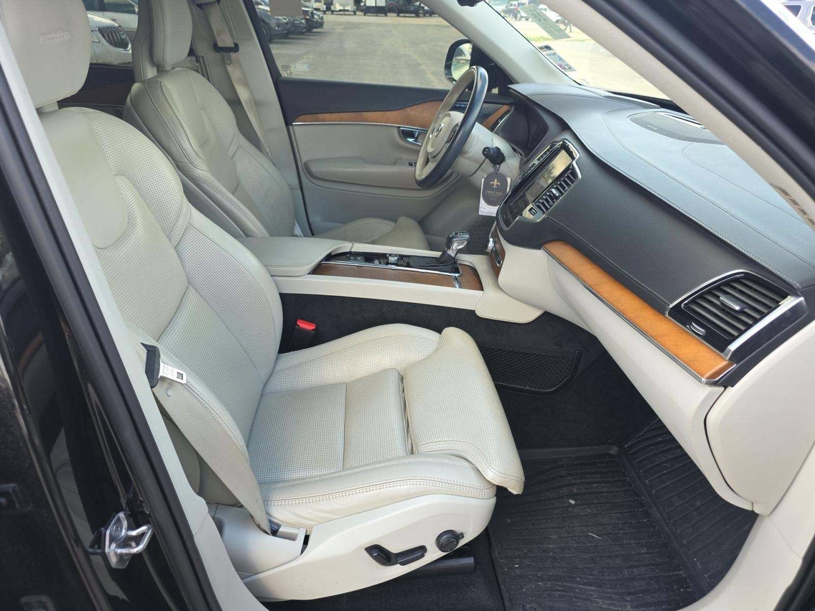 Used 2020 Volvo XC90 T6 Inscription w/ Protection Package Premier AWD/4WD image 7