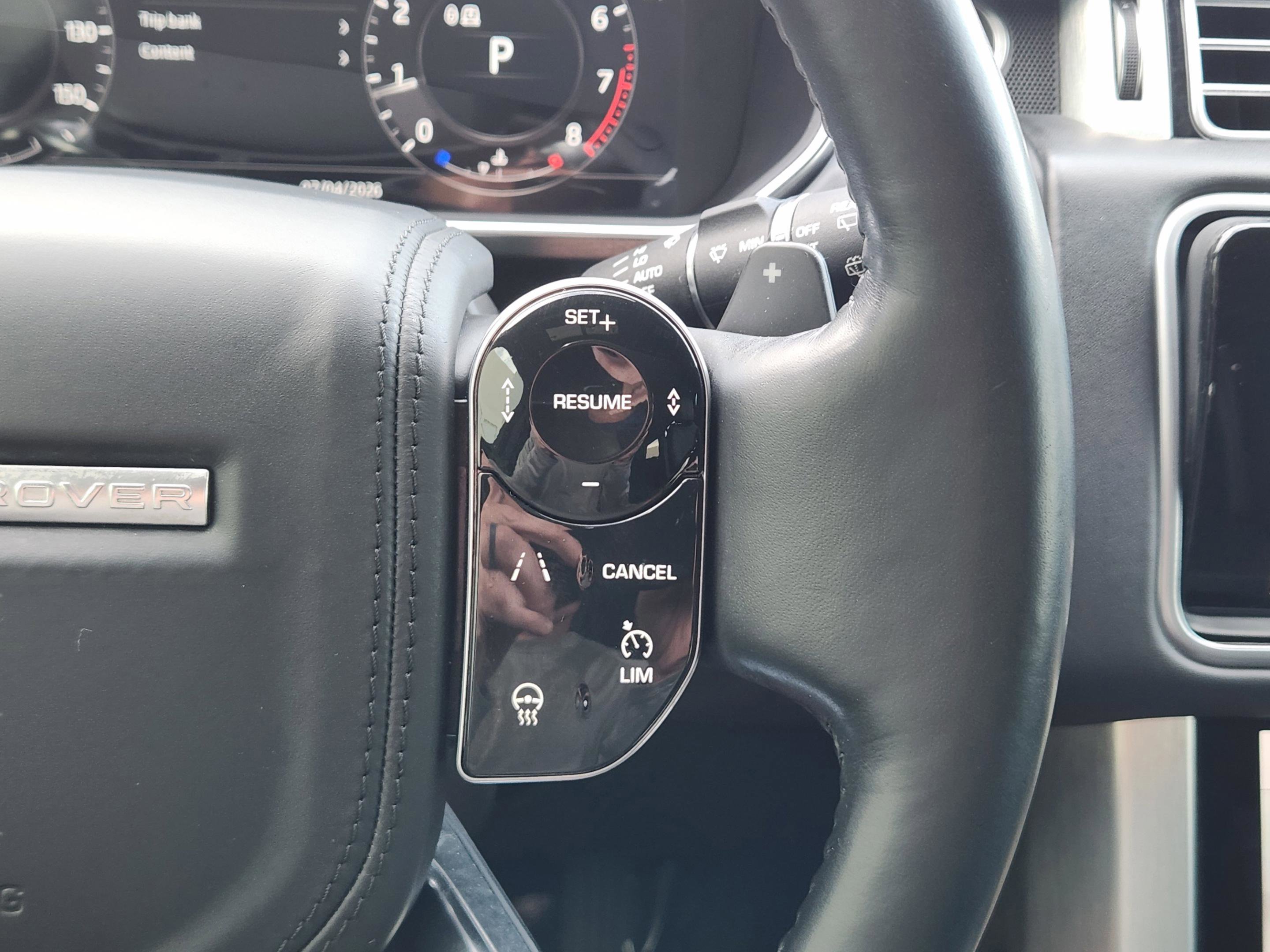 Used 2020 Land Rover Range Rover HSE AWD/4WD image 29