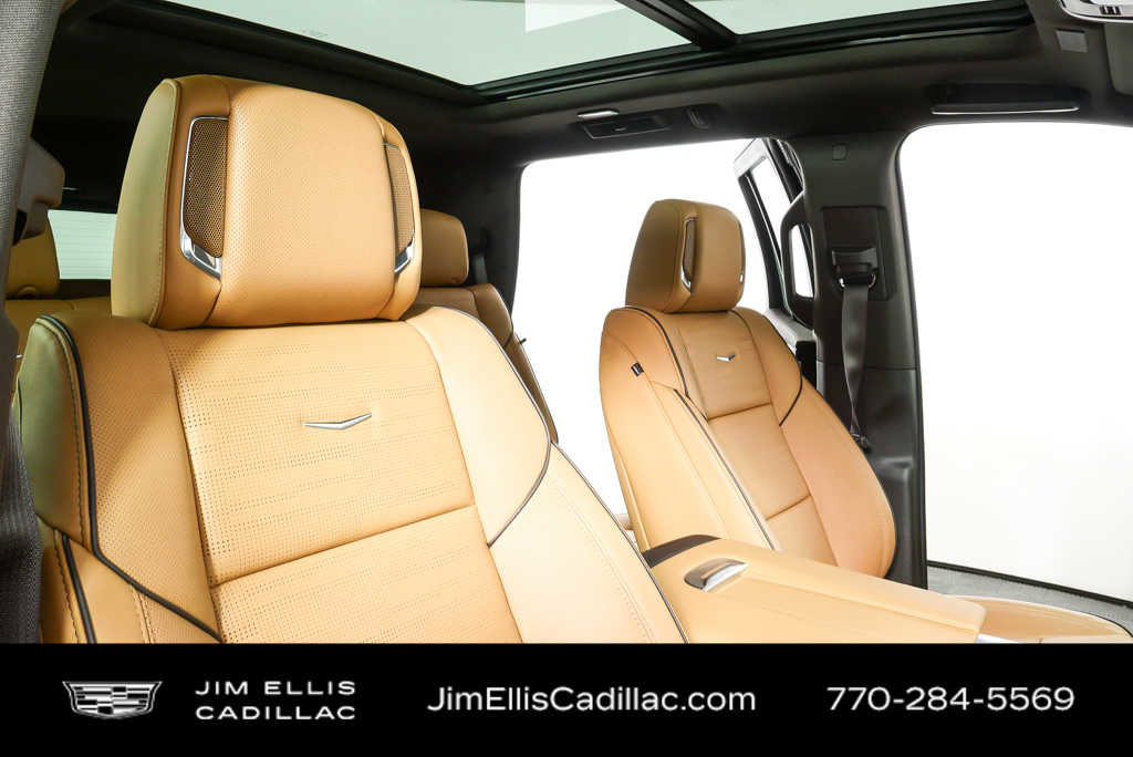 New 2026 Cadillac Escalade Luxury w/ Touring Package AWD/4WD image 23