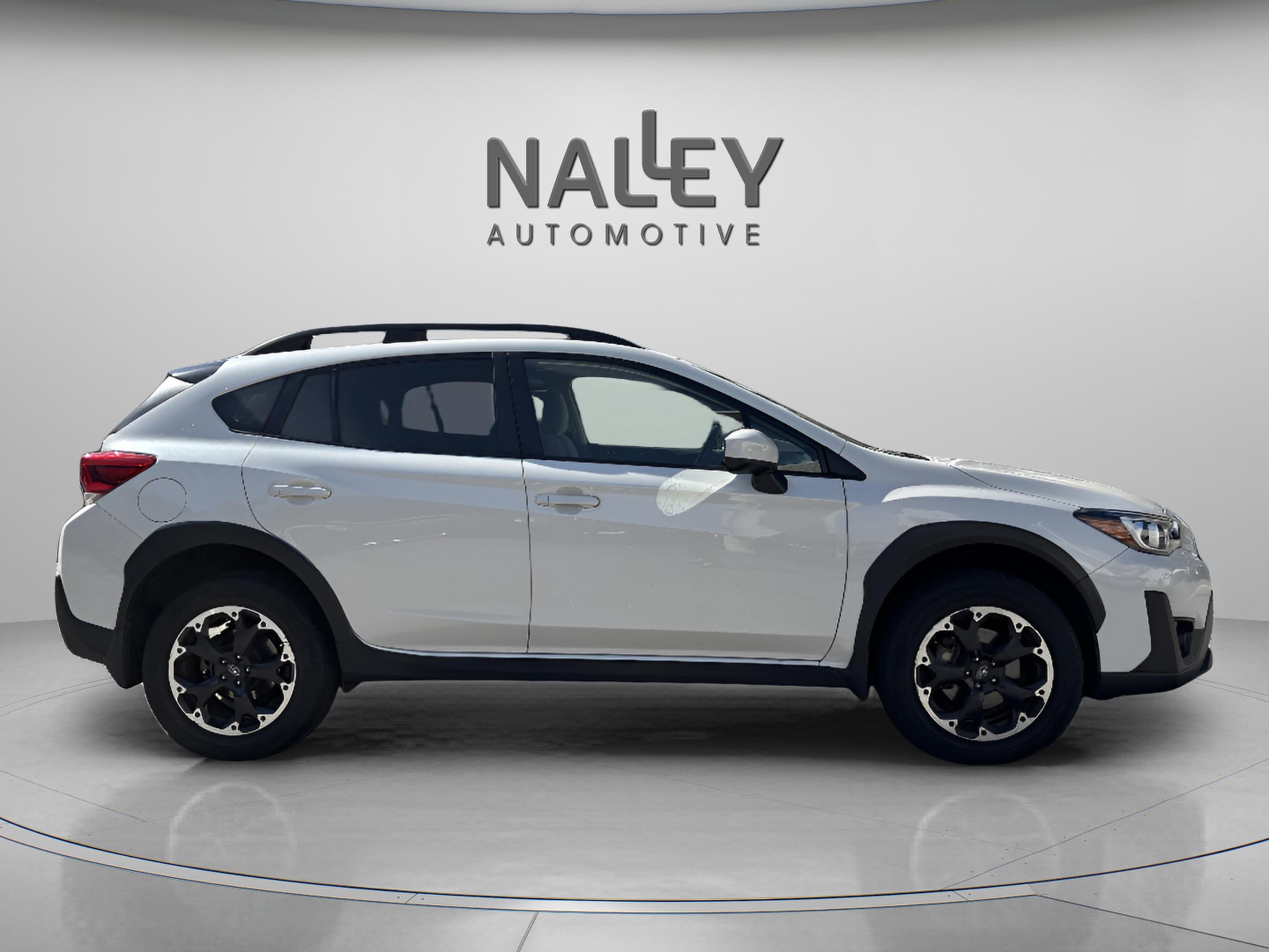Used 2021 Subaru Crosstrek 2.0i Premium w/ Moonroof Package image 4