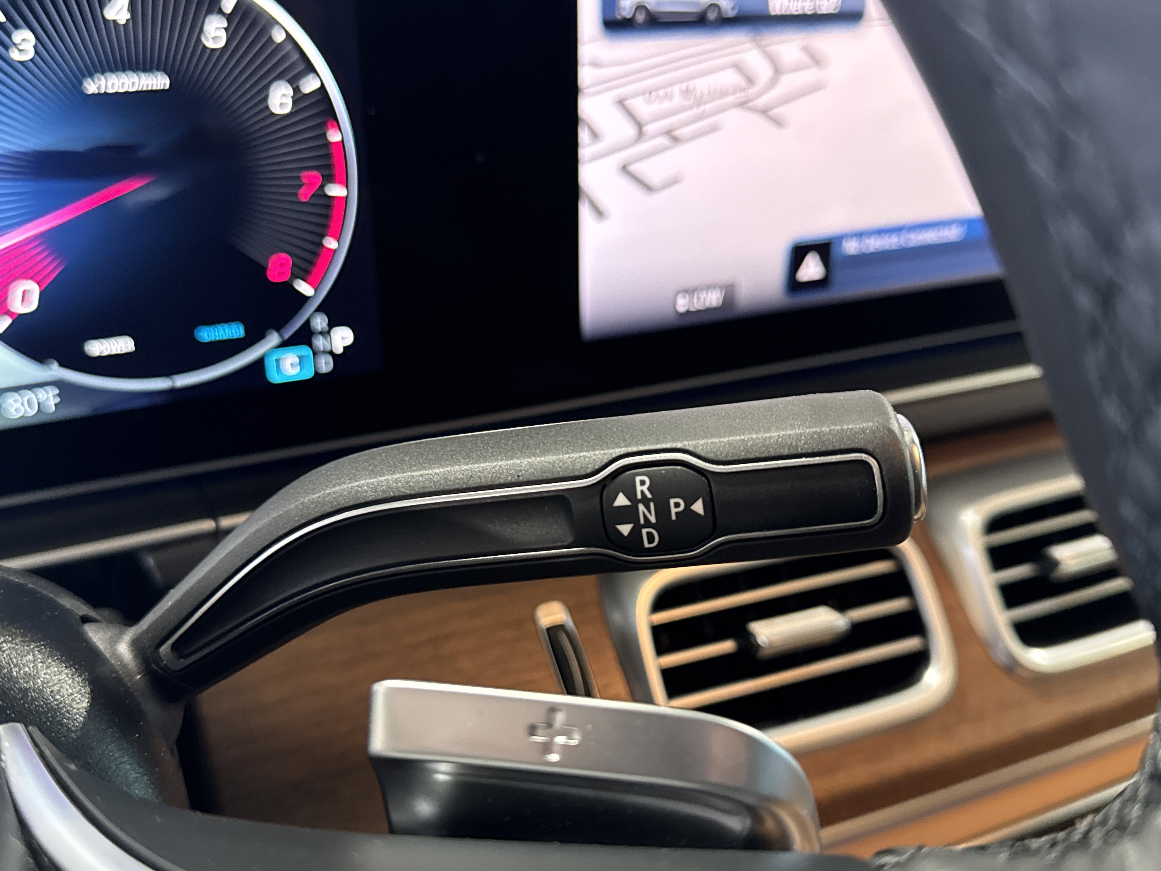 Used 2025 Mercedes-Benz GLE 350 4MATIC image 24