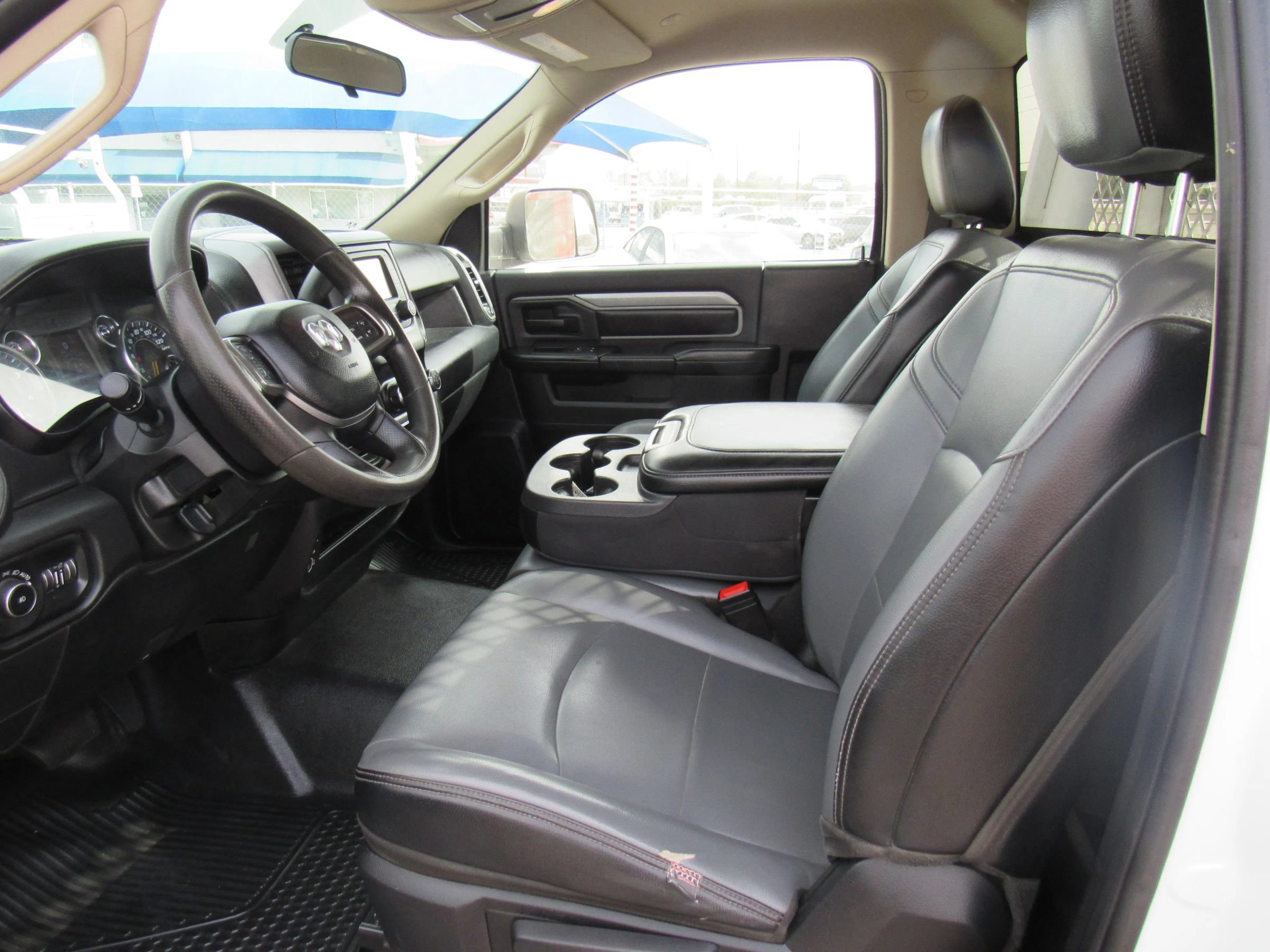 Used 2020 RAM 5500 Tradesman RWD image 9