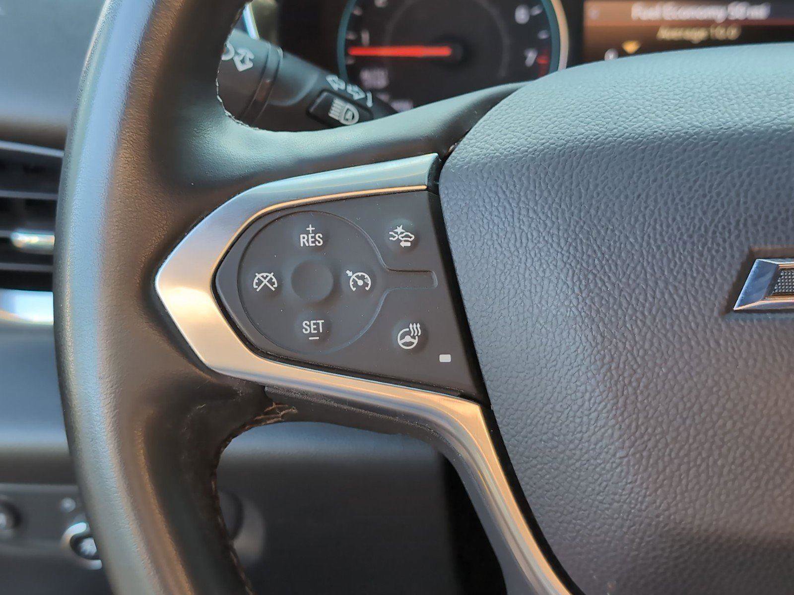 Used 2023 Chevrolet Traverse RS FWD image 26