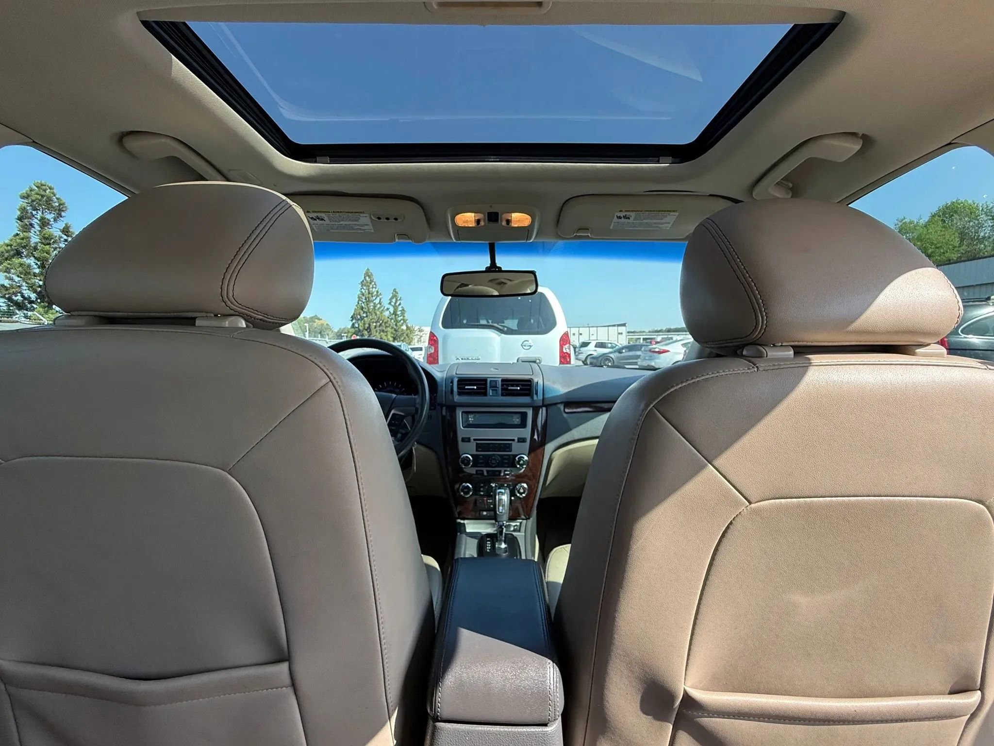 Used 2012 Ford Fusion SEL FWD image 23