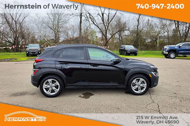 Used 2023 Hyundai Kona SEL w/ Cargo Package AWD/4WD image 29