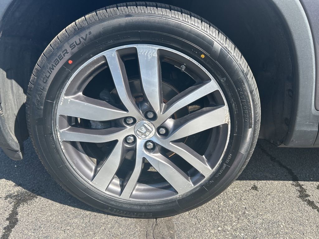 Used 2017 Honda Pilot Touring image 12
