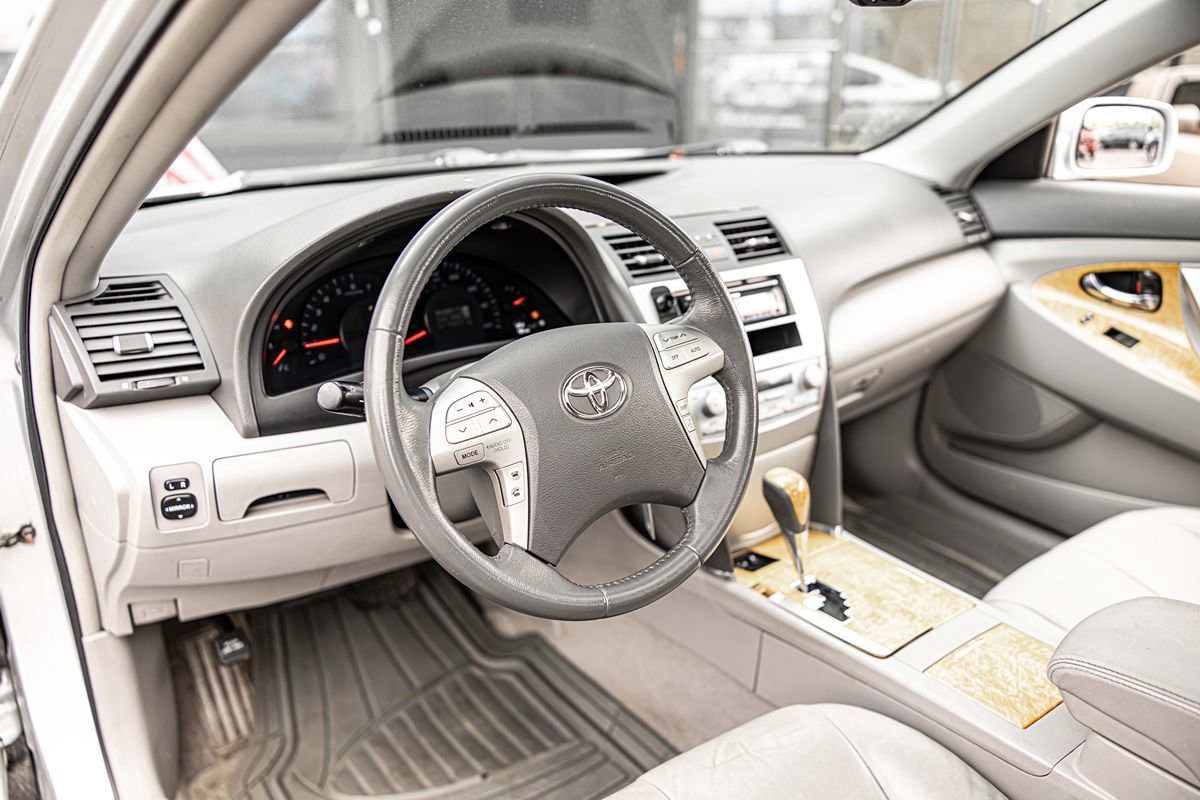 Used 2007 Toyota Camry XLE FWD image 20