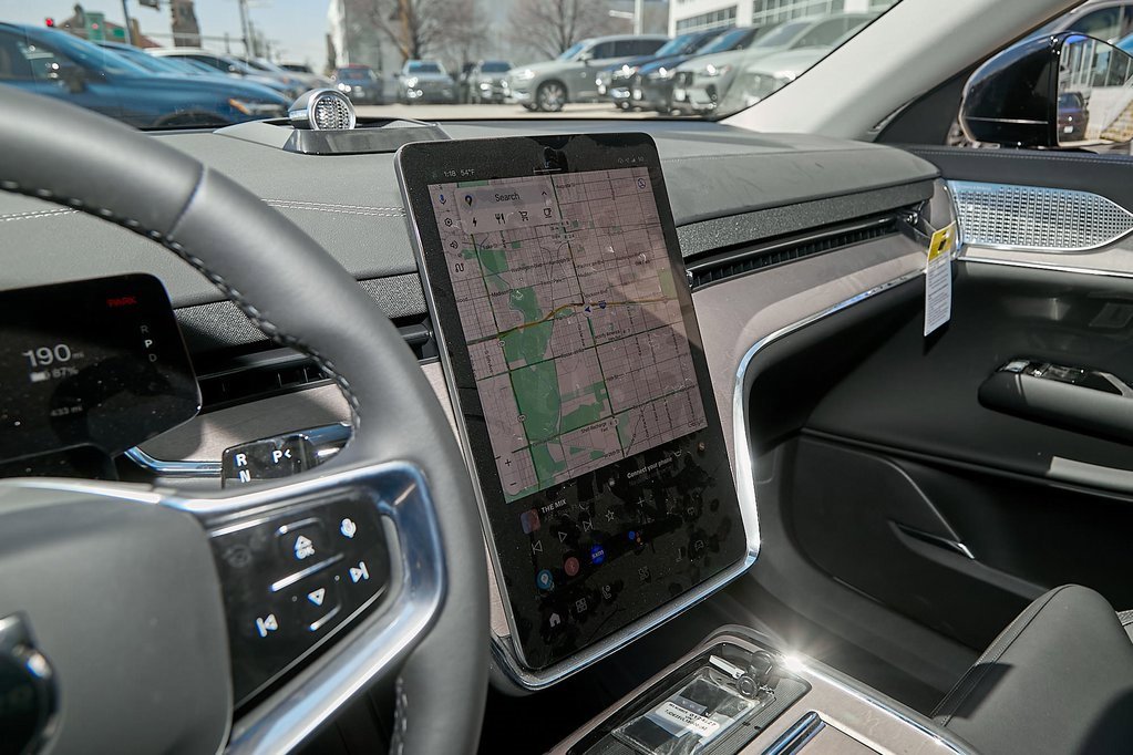 New 2025 Volvo EX90 Ultra image 14