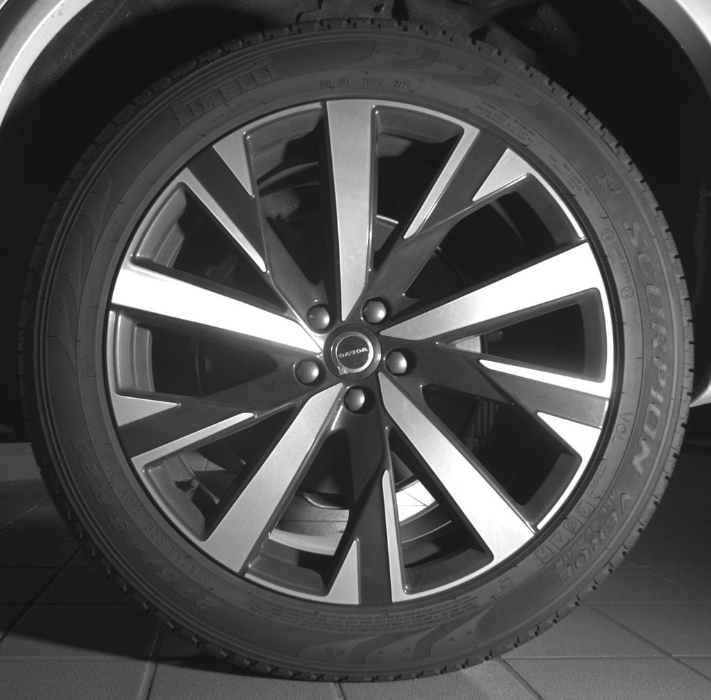 Certified 2026 Volvo XC90 B6 Ultra AWD/4WD image 13