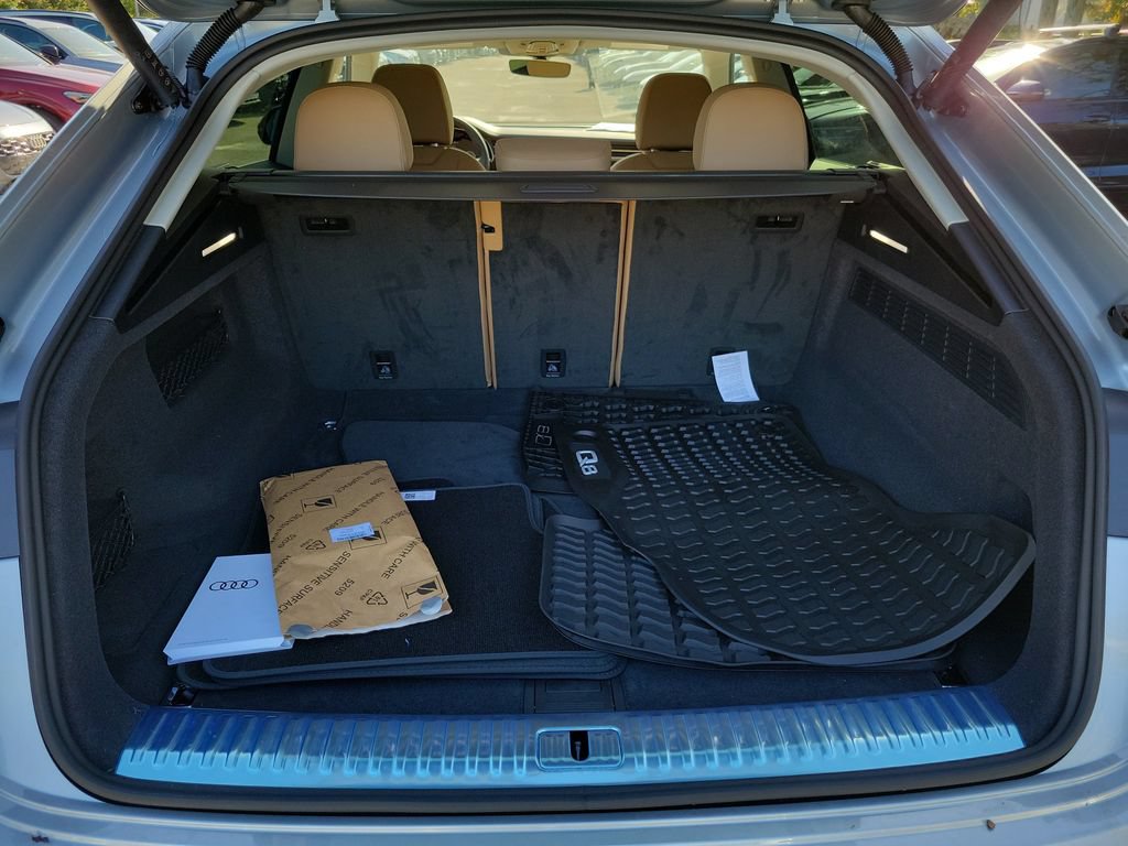 New 2027 Audi Q8 Premium AWD/4WD image 30