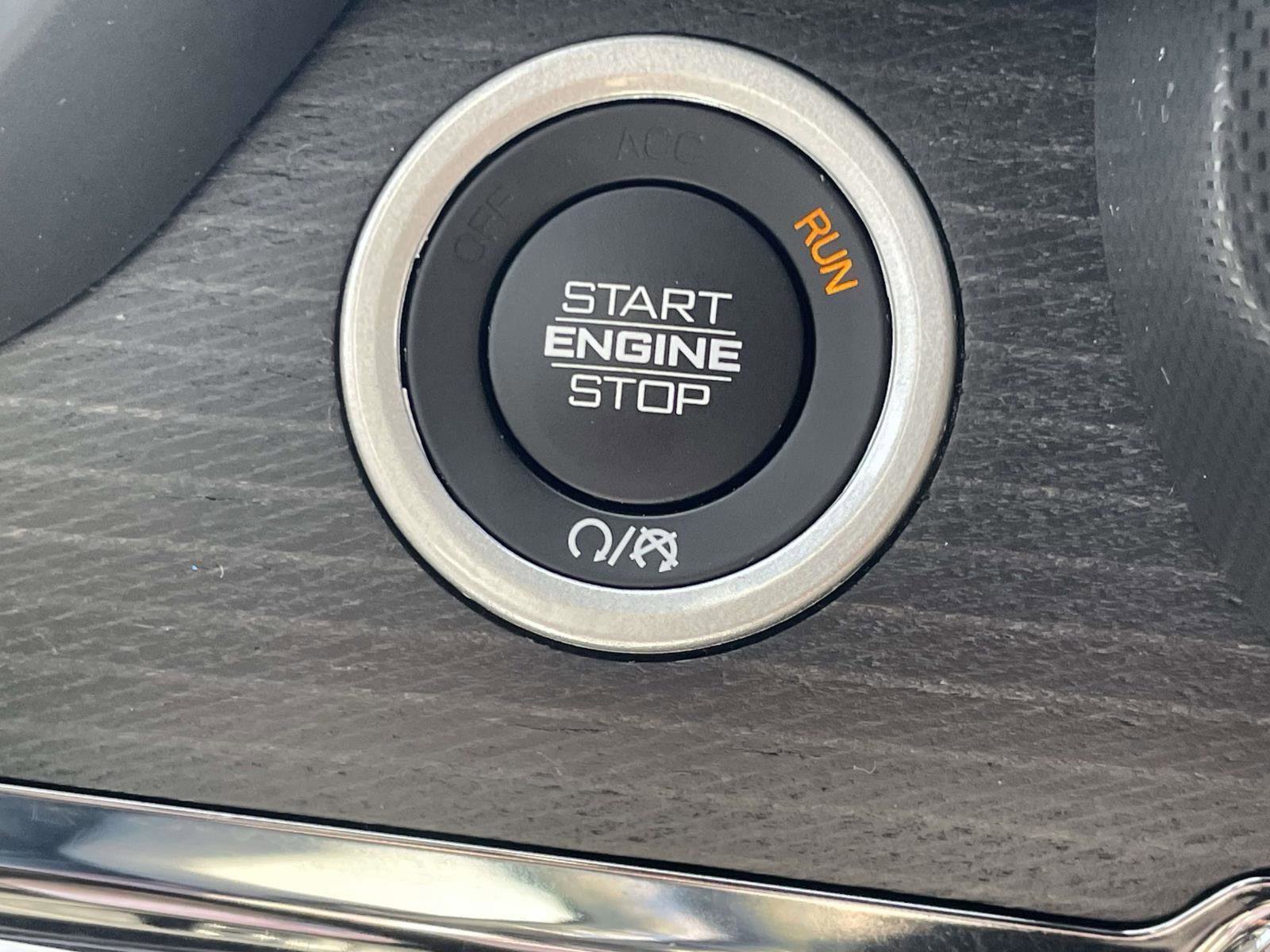 Used 2024 RAM 1500 Limited image 19