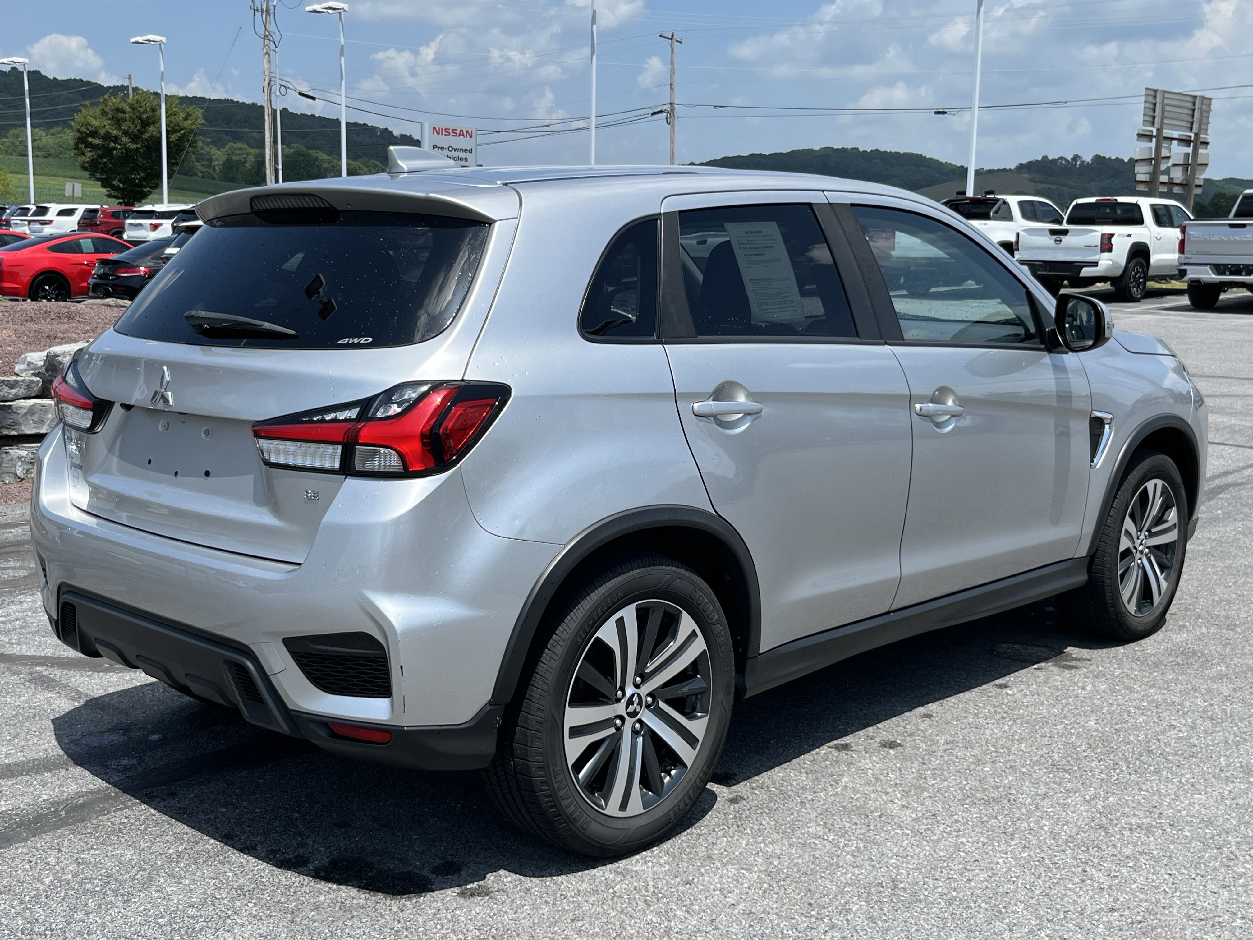 Used 2020 Mitsubishi Outlander Sport AWD image 5